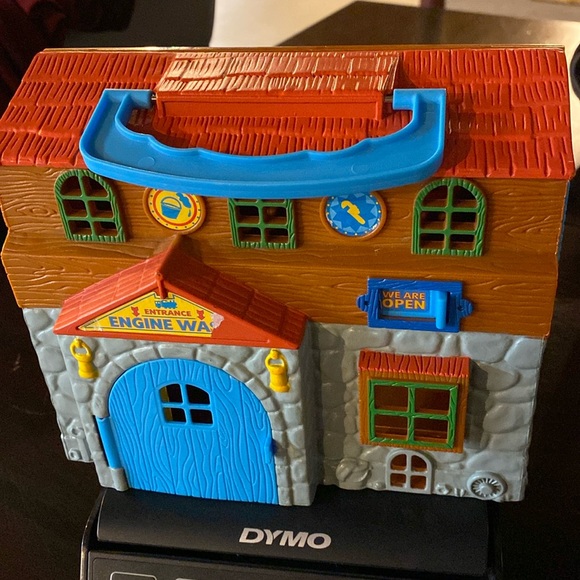 Thomas Sodar Engine Works
2003 - Picture 1 of 6